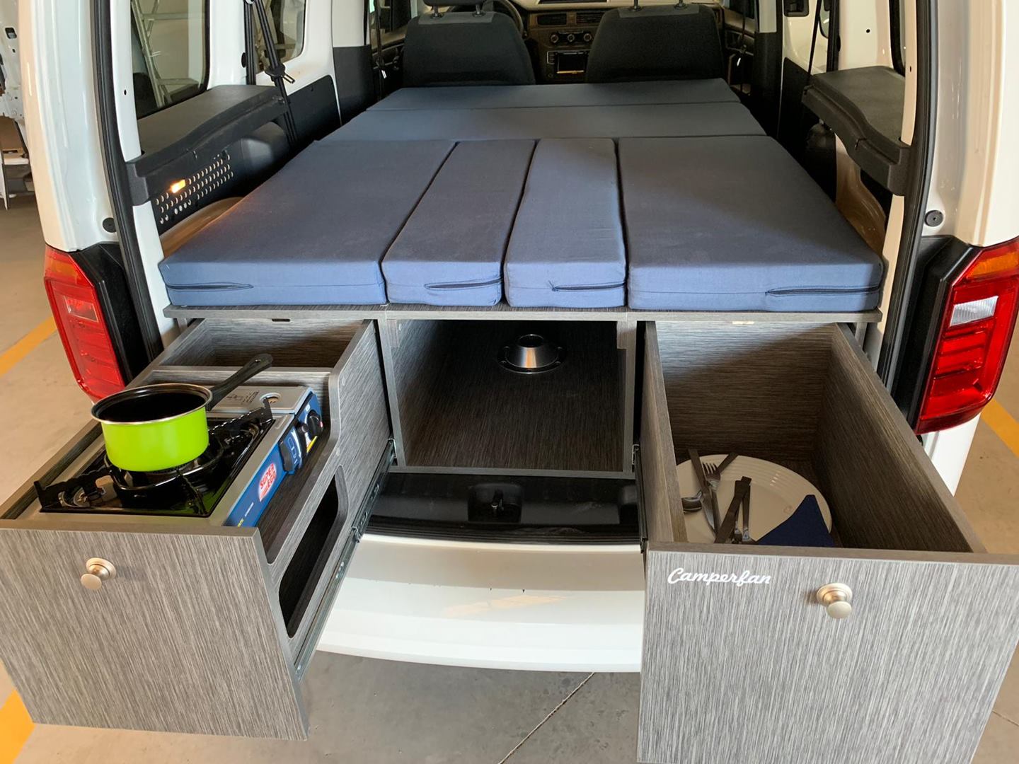 Muebles furgoneta camper